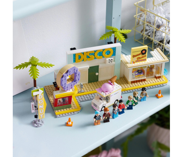 LEGO Ideas 21339 BTS Dynamite - 1144316 - zdjęcie 15